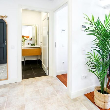 Young Spirit Apartment Faro Bagian luar foto