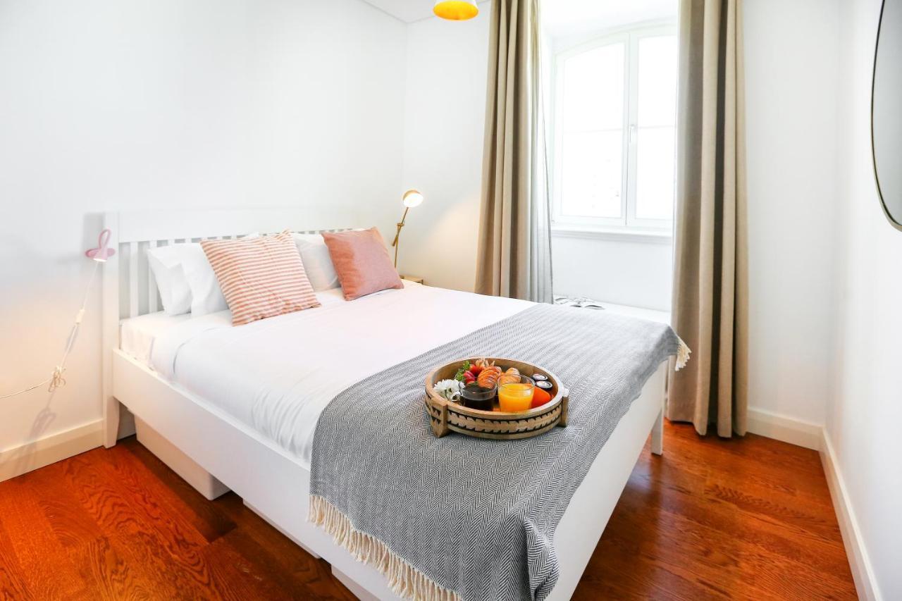 Young Spirit Apartment Faro Bagian luar foto